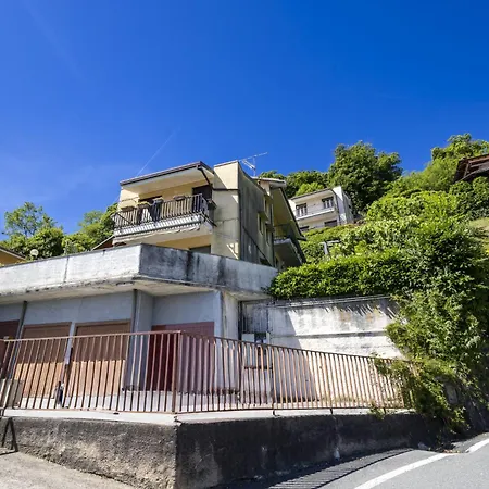 Il Gianlupo Azzurro By Interhome Appartement