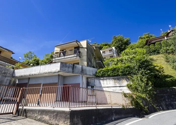 Il Gianlupo Azzurro By Interhome Appartement